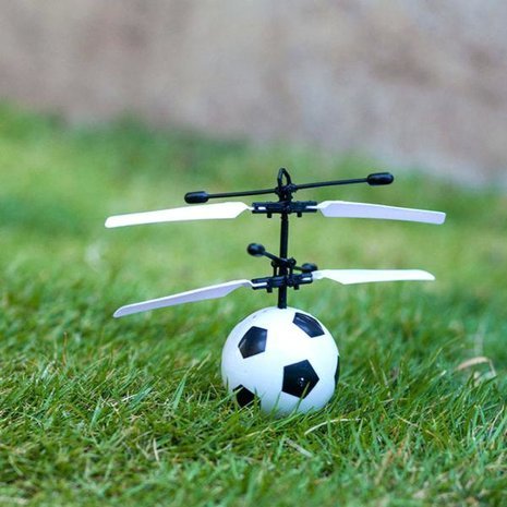 Flying Ball soccer - zwevende voetbal - Hand bestuurbaar vliegende helikopter bal - oplaadbaar