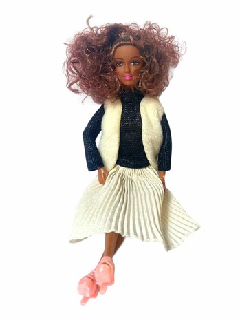 Spielzeug dunkelbraune Puppe mit lockigem Haar 30 cm A