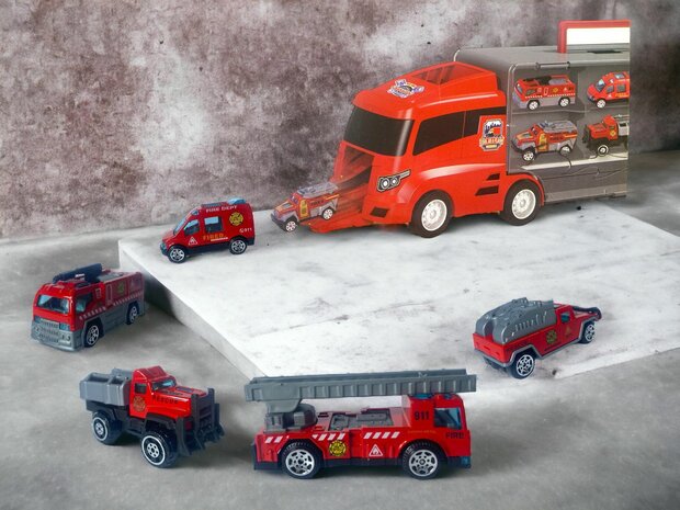 BRANDWEER VRACHTWAGEN TRUCK TRANSPORTER - 6-DELIG SET KOFFER - 36CM