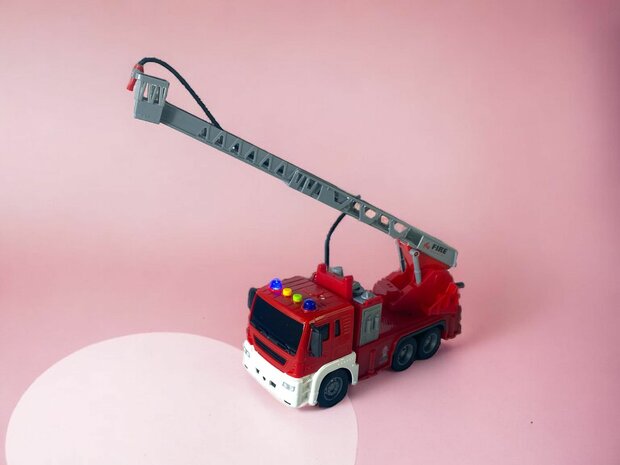 Jouet camion de pompiers/camion &eacute;chelle pour enfants 25 cm.