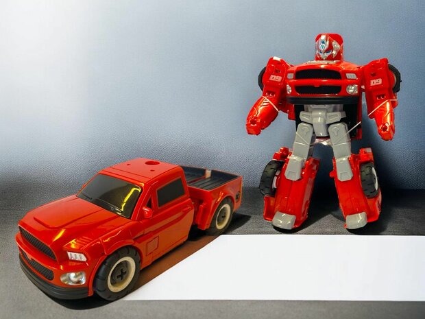 DIY TRANSFORM OPTIMUS PRIME TOY, DEFORMATED CAR ROBOT, CAR TOY 2 IN 1D 17cm.