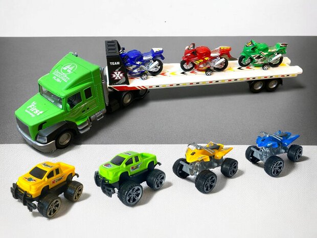 Toy Truck with trailer + 7 pieces Mini cars - 57 CM