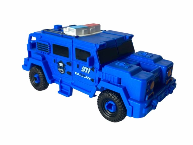 Transform X-Warrior ExtingGuish Flame &nbsp;- robot and car 2in1