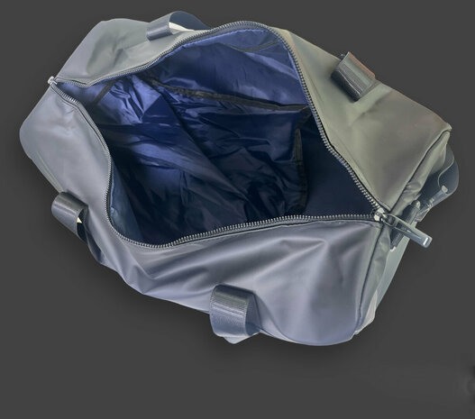Sport - Reis - Gym - Tas Zwart - Waterbestendig - 50 x 25 x 25 cm