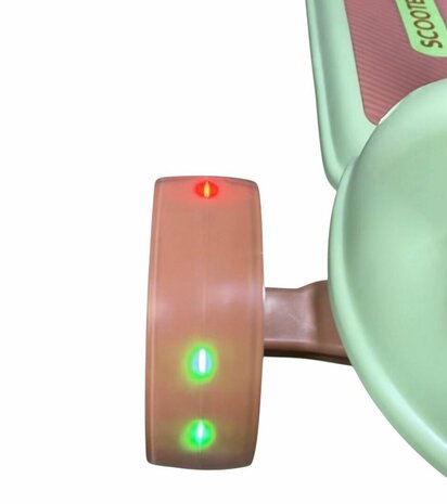 Step - Scooter - Kinderstep met 3 wielen - Koala - opvouwbaar - Kantelstep - Met Licht &amp; Muziek