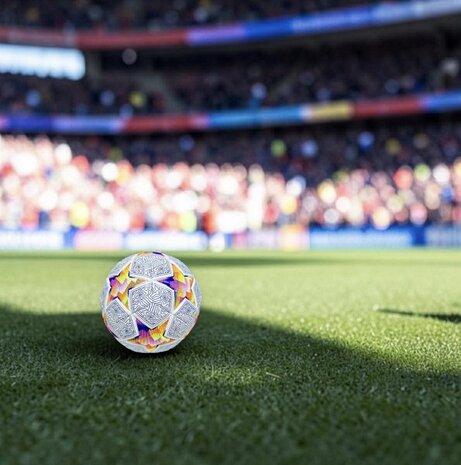 Voetbal - Offici&euml;le voetbal maat en -gewicht - ster bal - wedstrijdbal 380 g