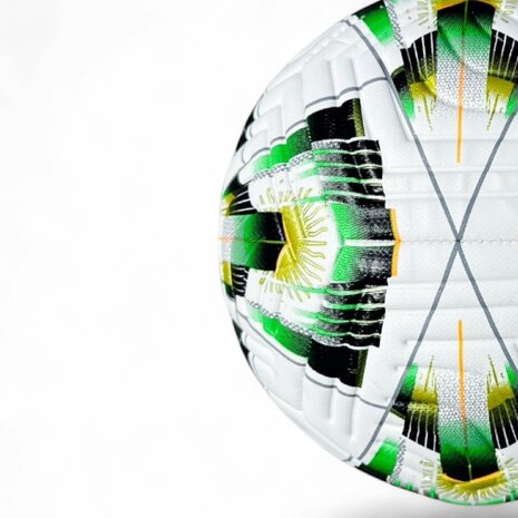 Voetbal - Offici&euml;le voetbal maat en -gewicht - zon bal - wedstrijdbal 380 g